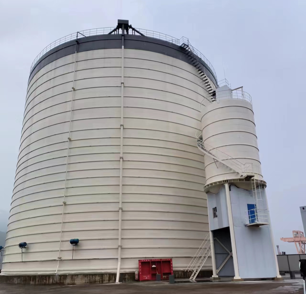 永昌10万吨水泥钢板库